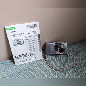Canon PowerShot SD700 IS *NEEDS REPAIR, SOLD AS IS*